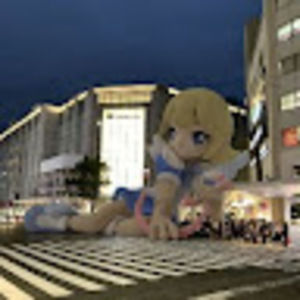 Meet your Posher, Warren